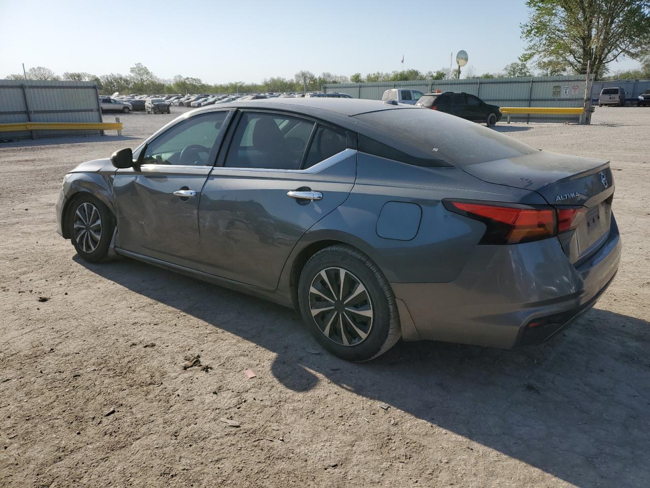 2019 Nissan Altima S - Image 2