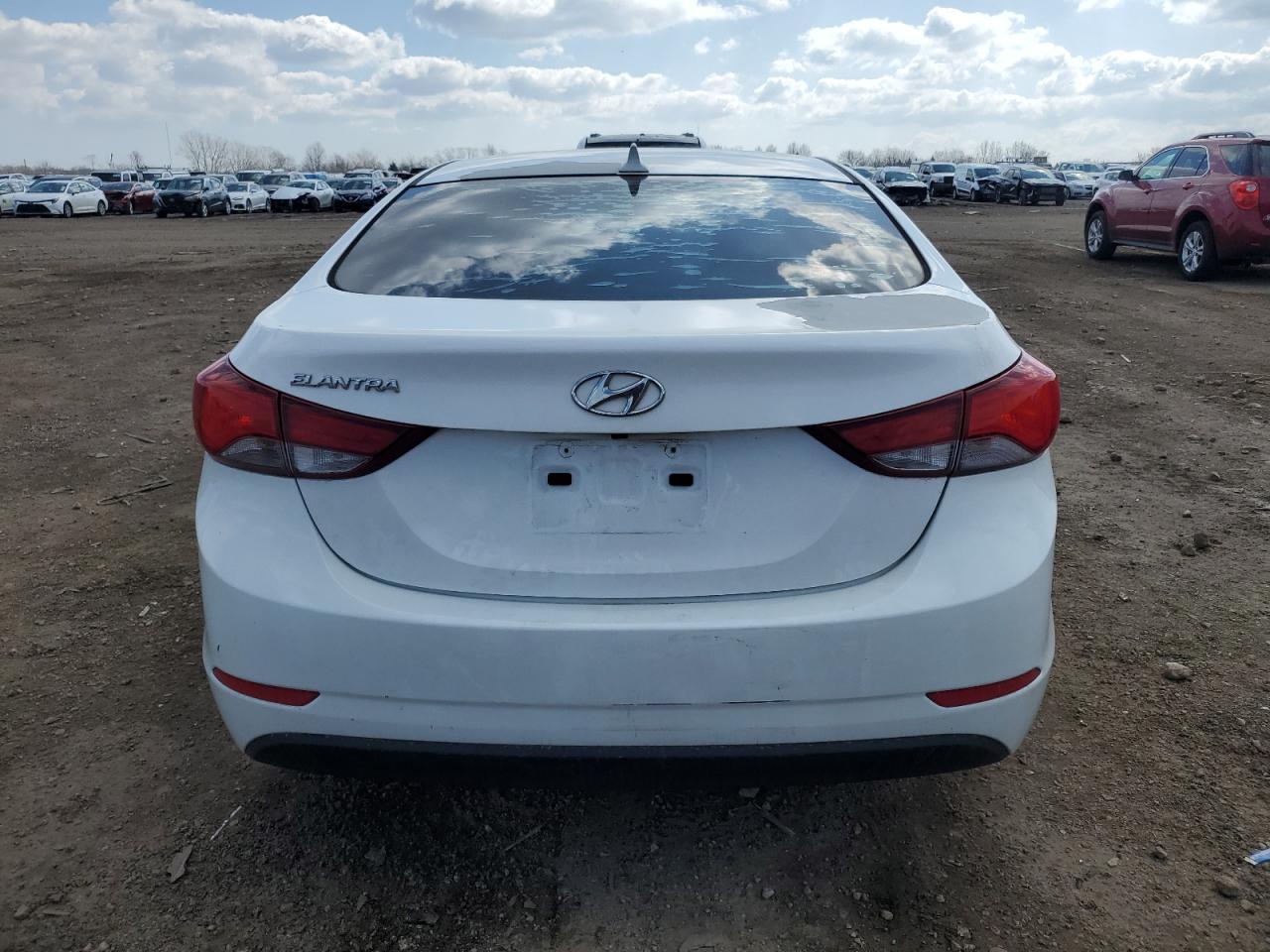 2014 Hyundai Elantra Se - Фото 6