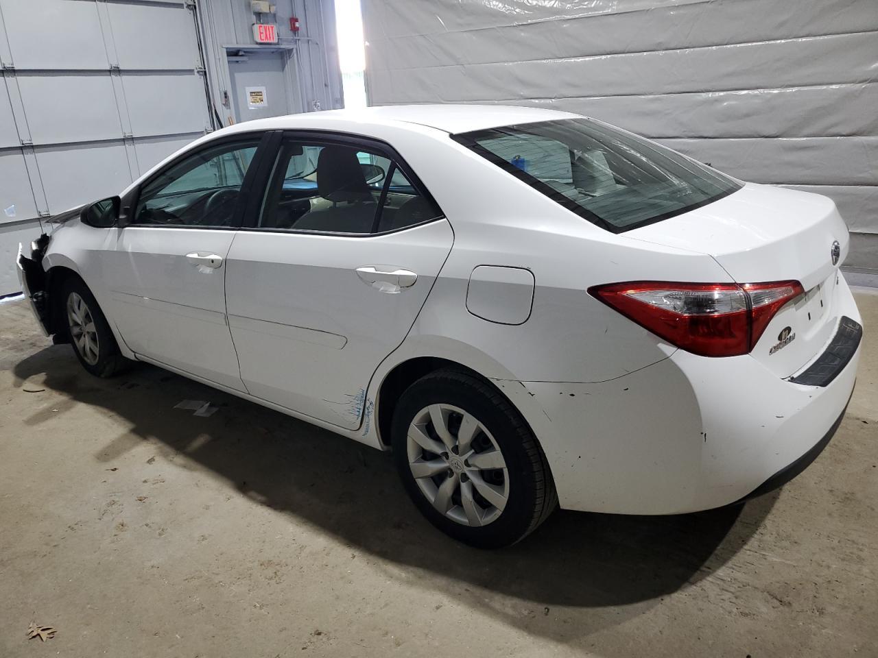 2015 Toyota Corolla L - Фото 2