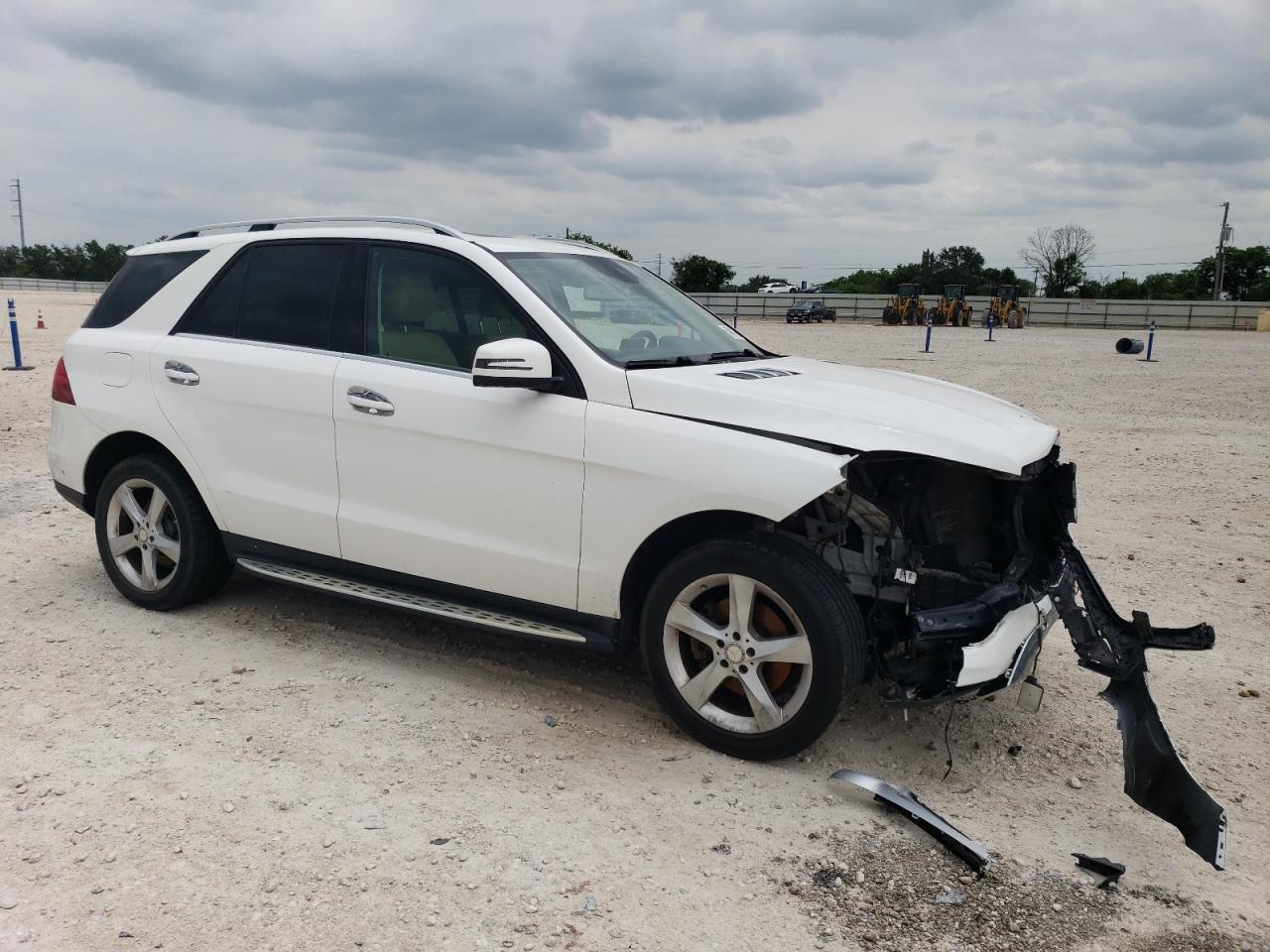 2016 Mercedes-Benz Gle 350 4Matic - Image 4