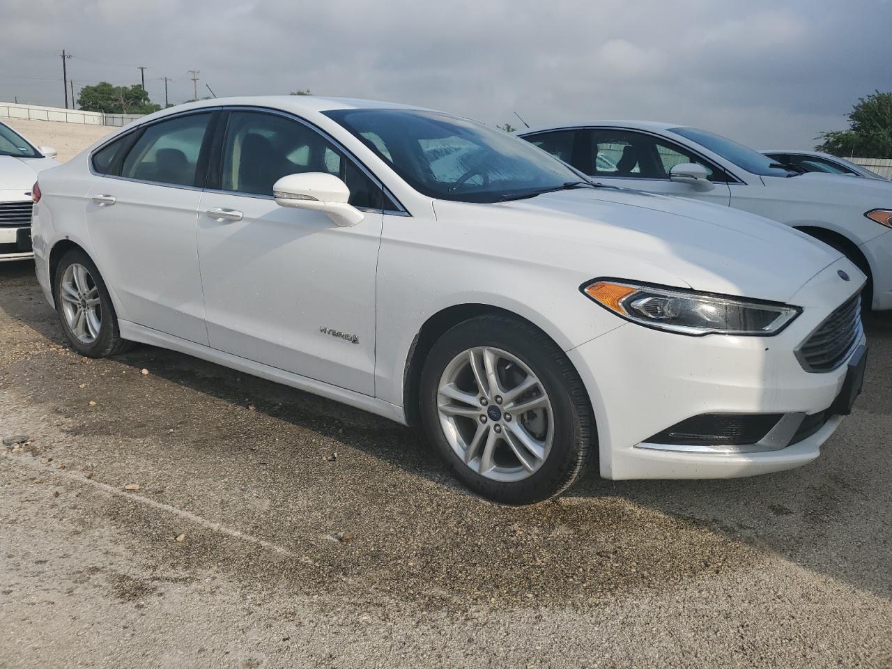 2018 Ford Fusion Se Hybrid - Image 4