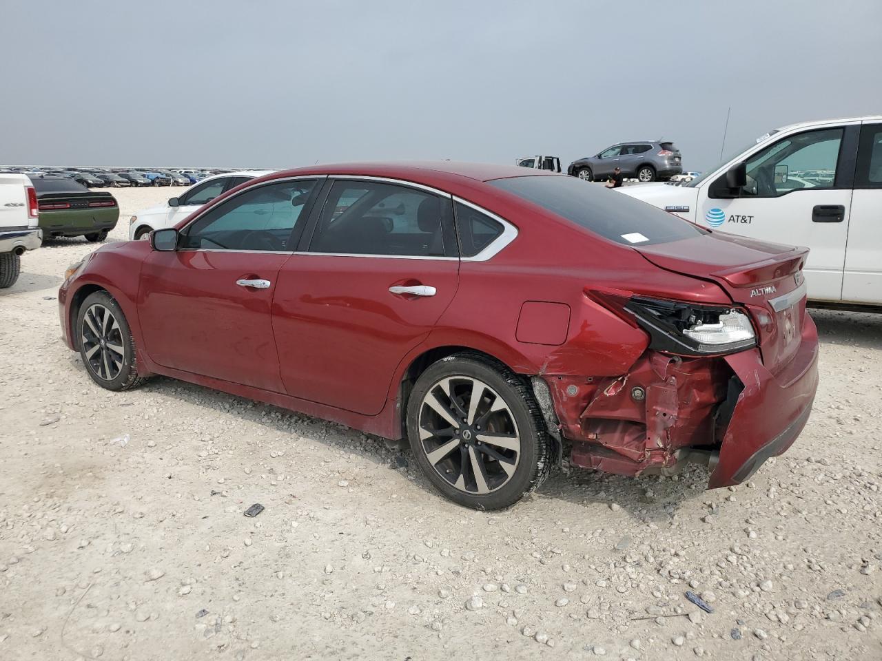 2018 Nissan Altima 2.5 - Image 2