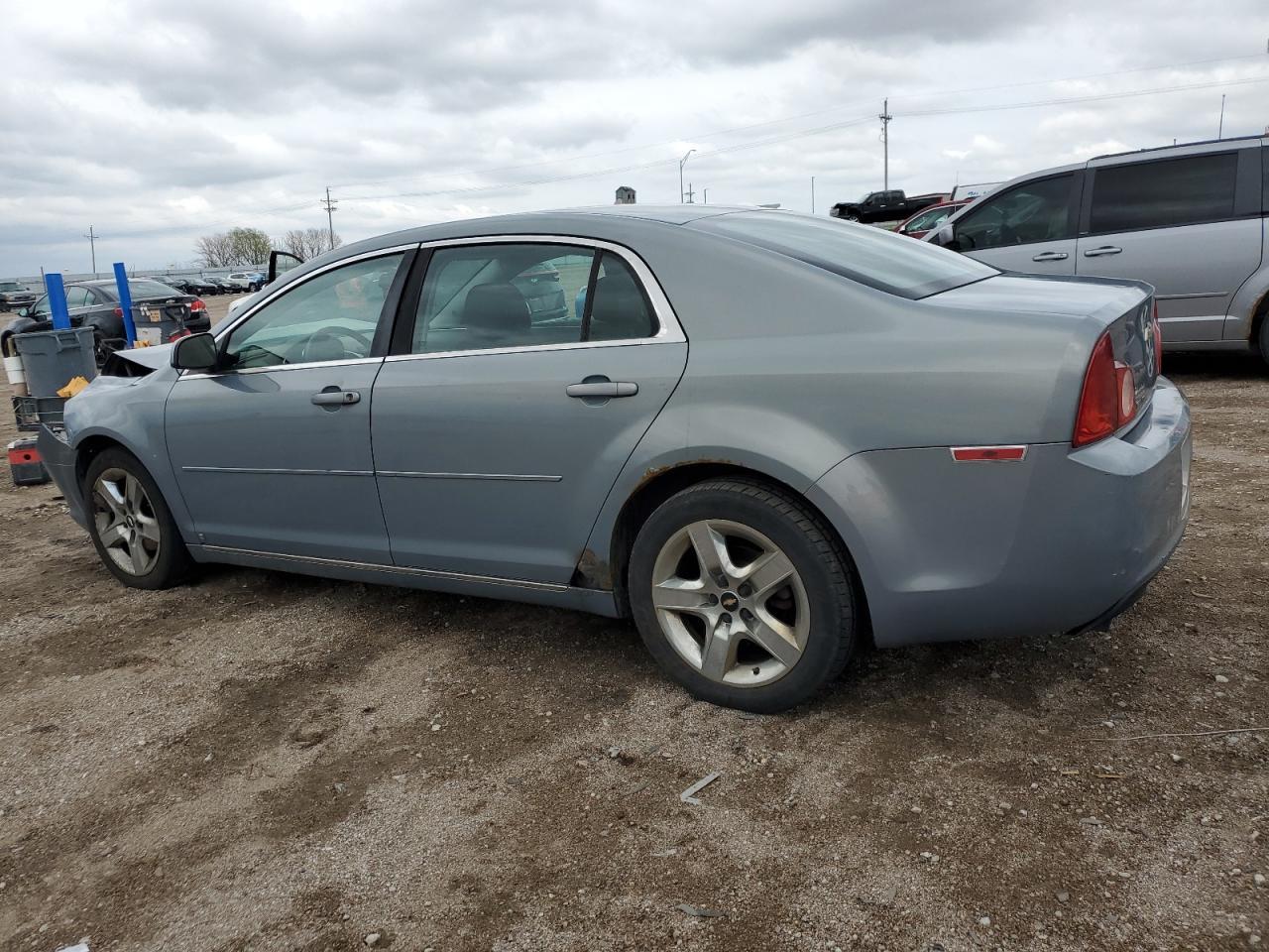 2009 Chevrolet Malibu 1Lt - Image 2