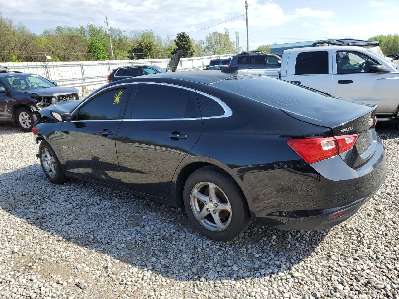 2016 Chevrolet Malibu Ls - Фото 2