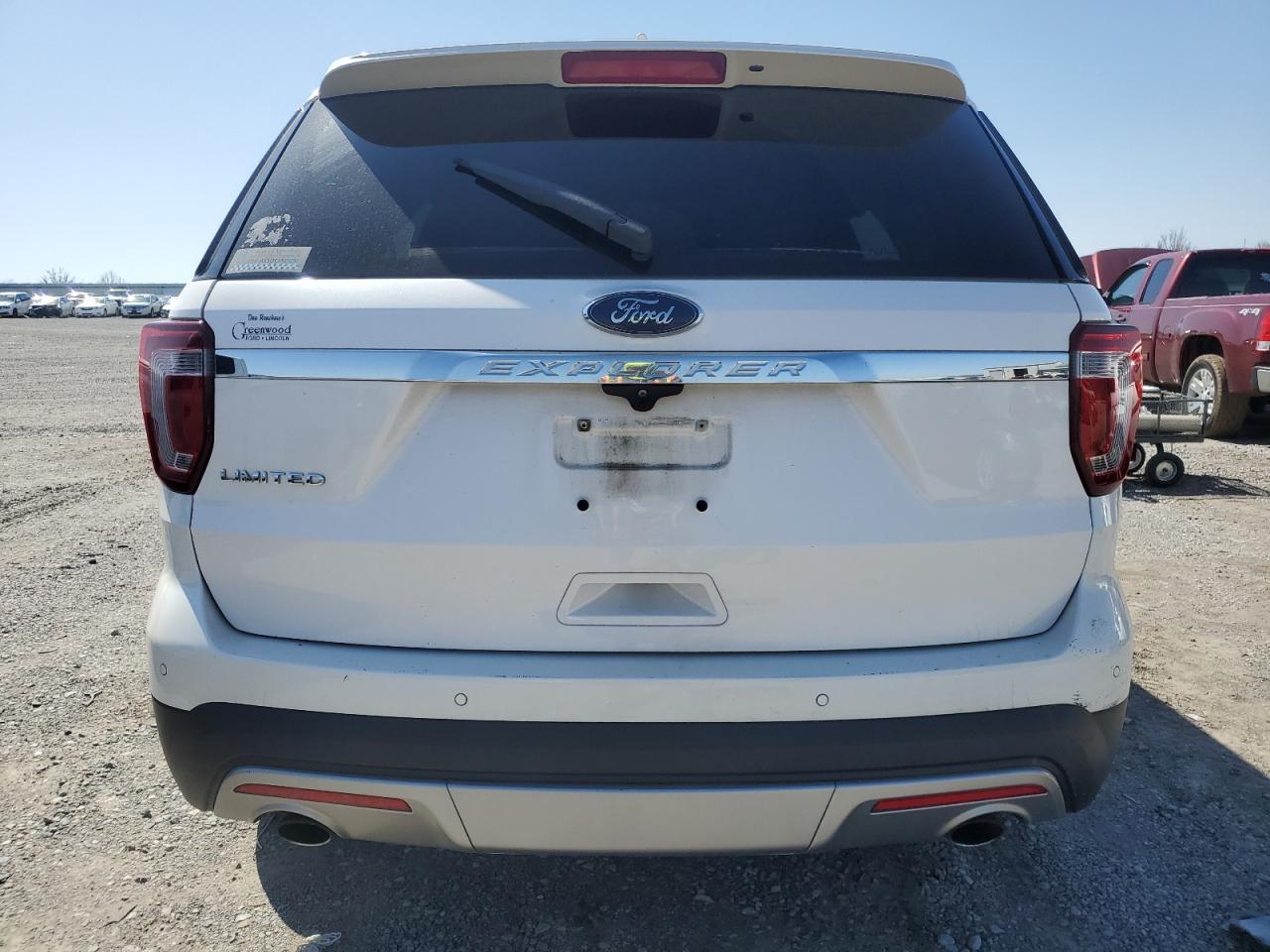 2017 Ford Explorer Limited - Image 6