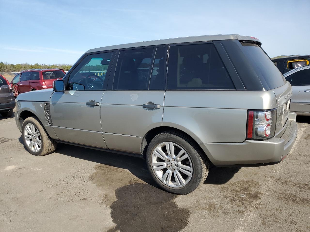 2010 Land Rover Range Rover Hse Luxury - Image 2