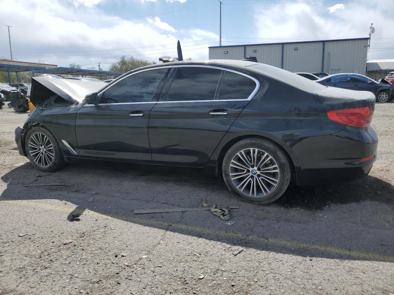 2017 BMW 530 I - Image 2