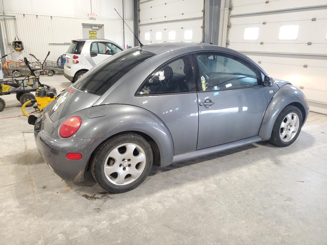 2002 Volkswagen New Beetle Gls - Фото 3