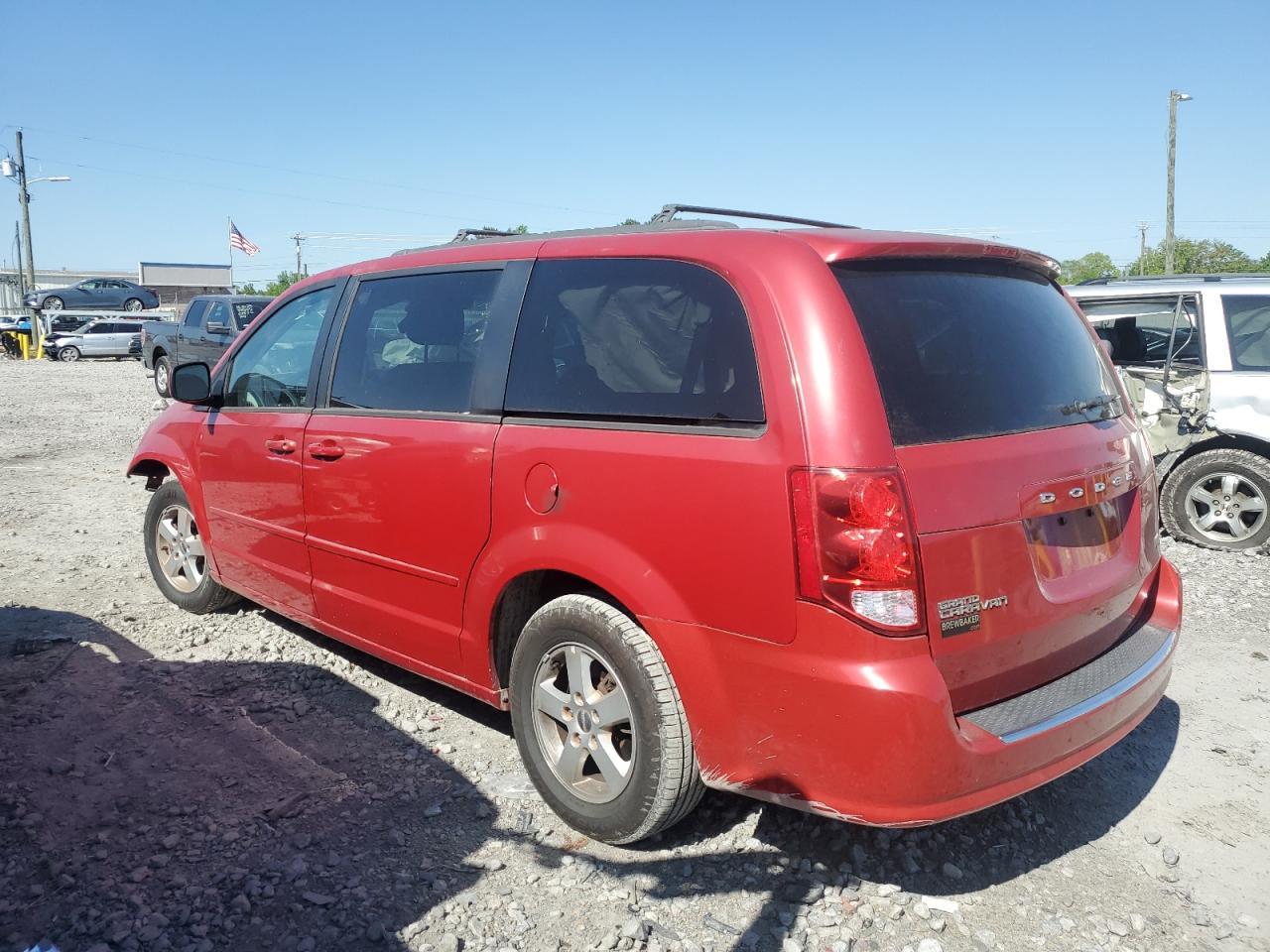 2013 Dodge Grand Caravan Sxt - Image 2