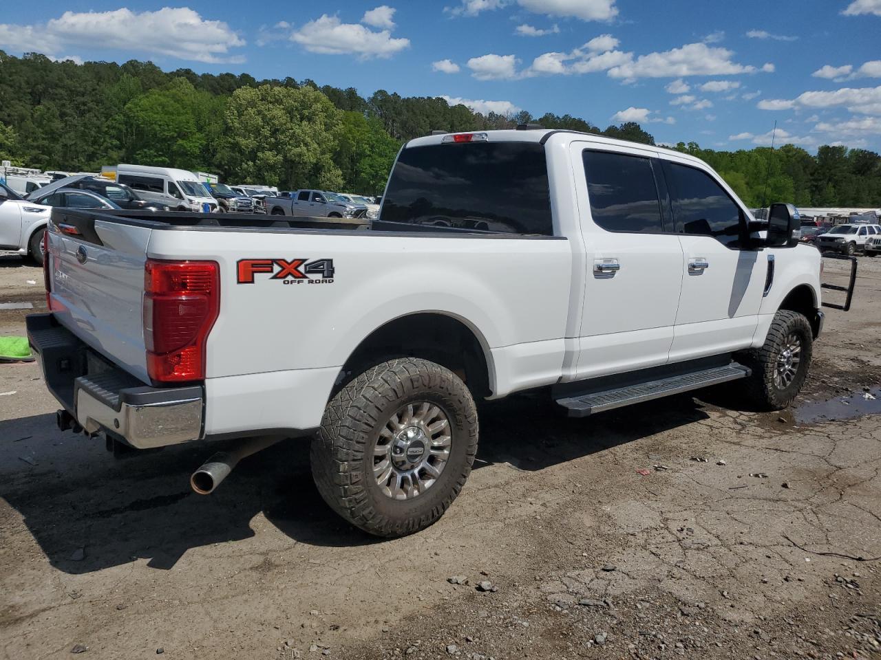 2021 Ford F250 Super Duty - Фото 3