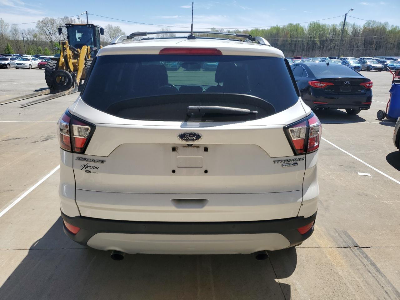 2017 Ford Escape Titanium - Фото 6