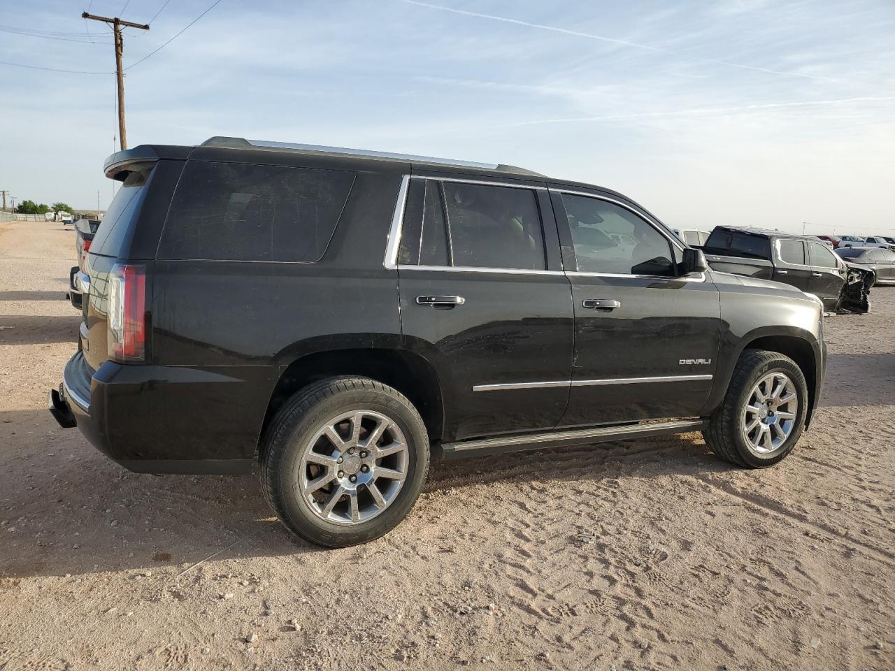 2016 GMC Yukon Denali - Фото 3