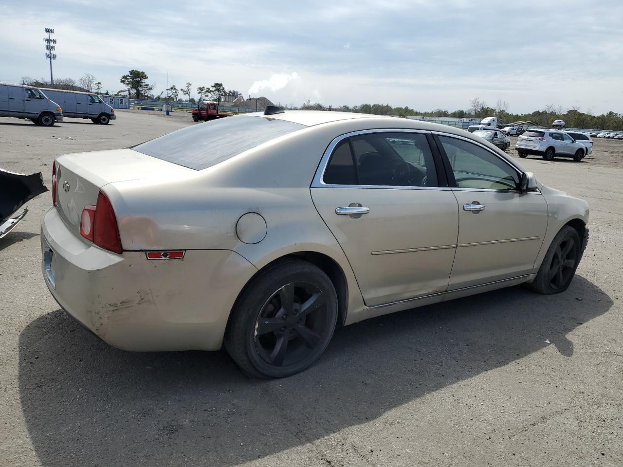 2012 Chevrolet Malibu 1Lt - Image 3