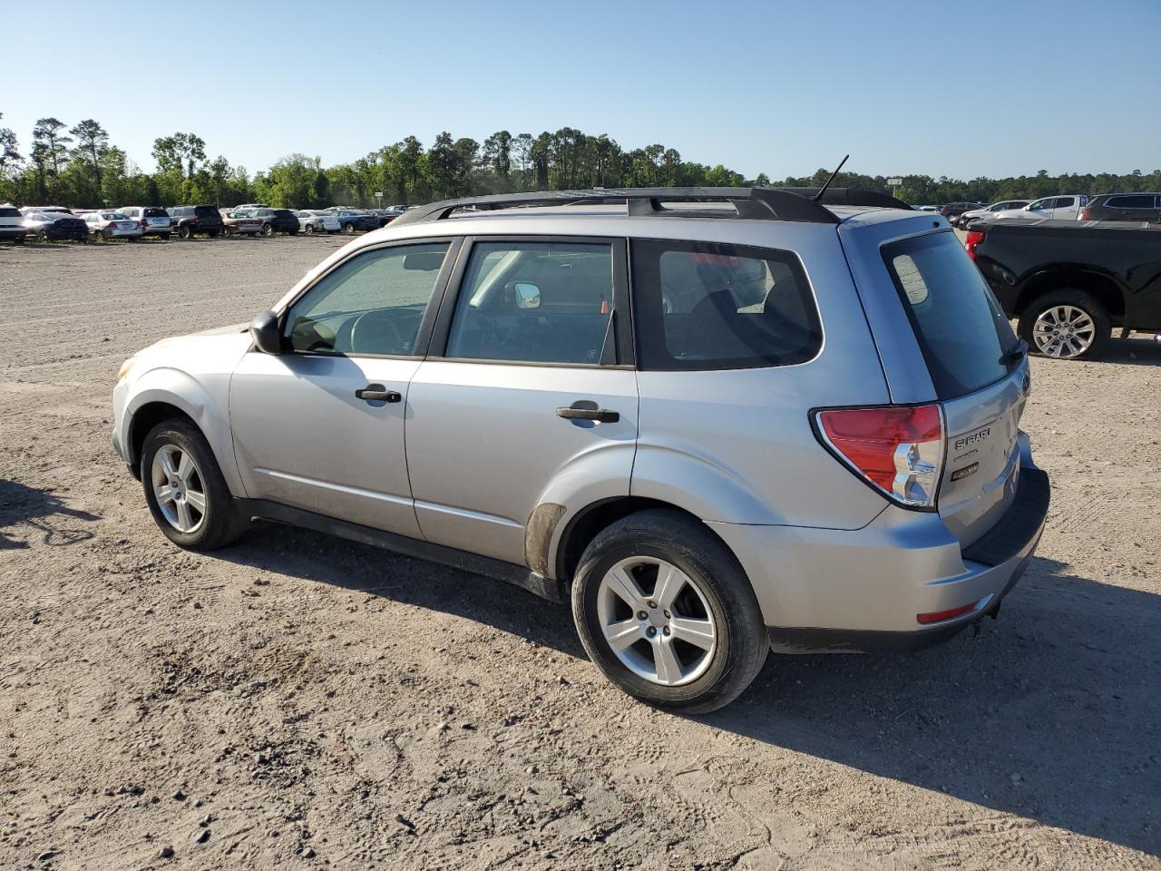 2013 Subaru Forester 2.5X - Фото 2