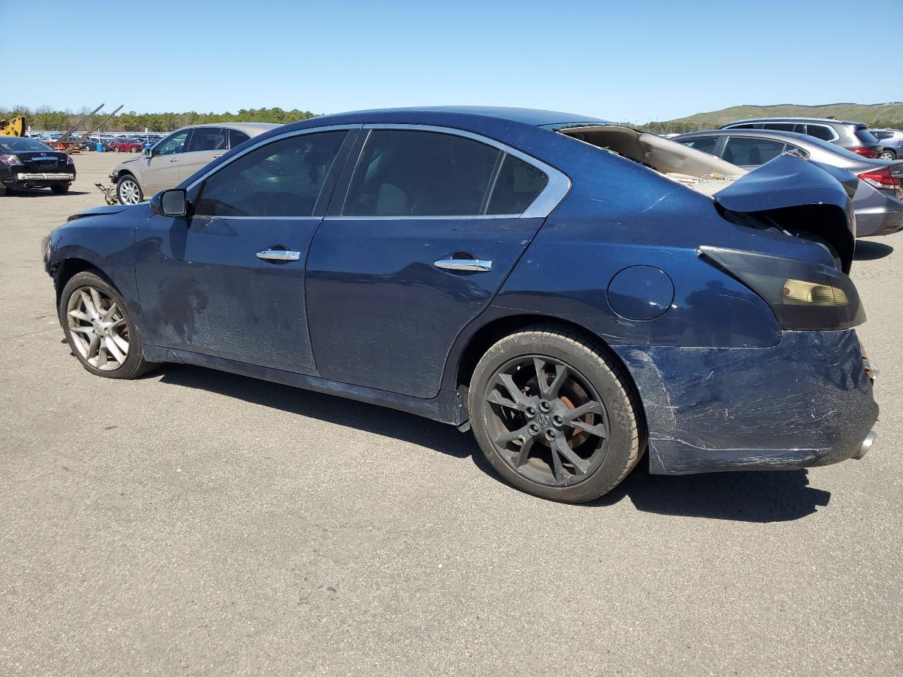 2013 Nissan Maxima S - Image 2