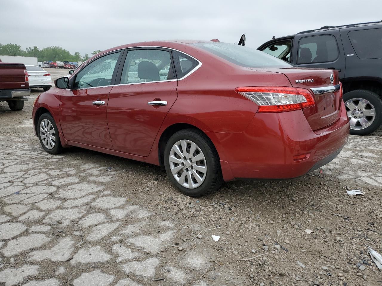 2015 Nissan Sentra S - Фото 2