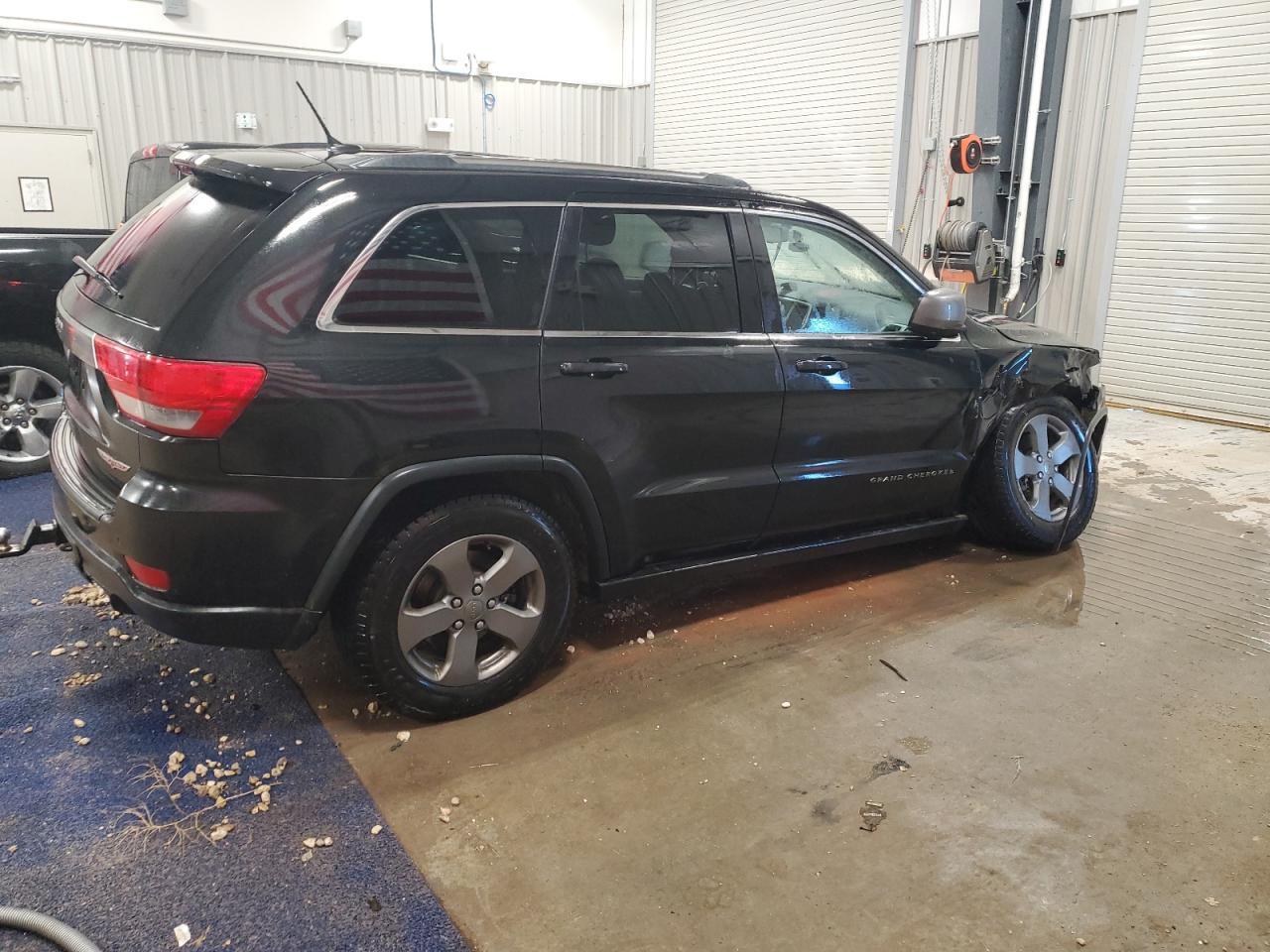 2013 Jeep Grand Cherokee Laredo - Фото 3
