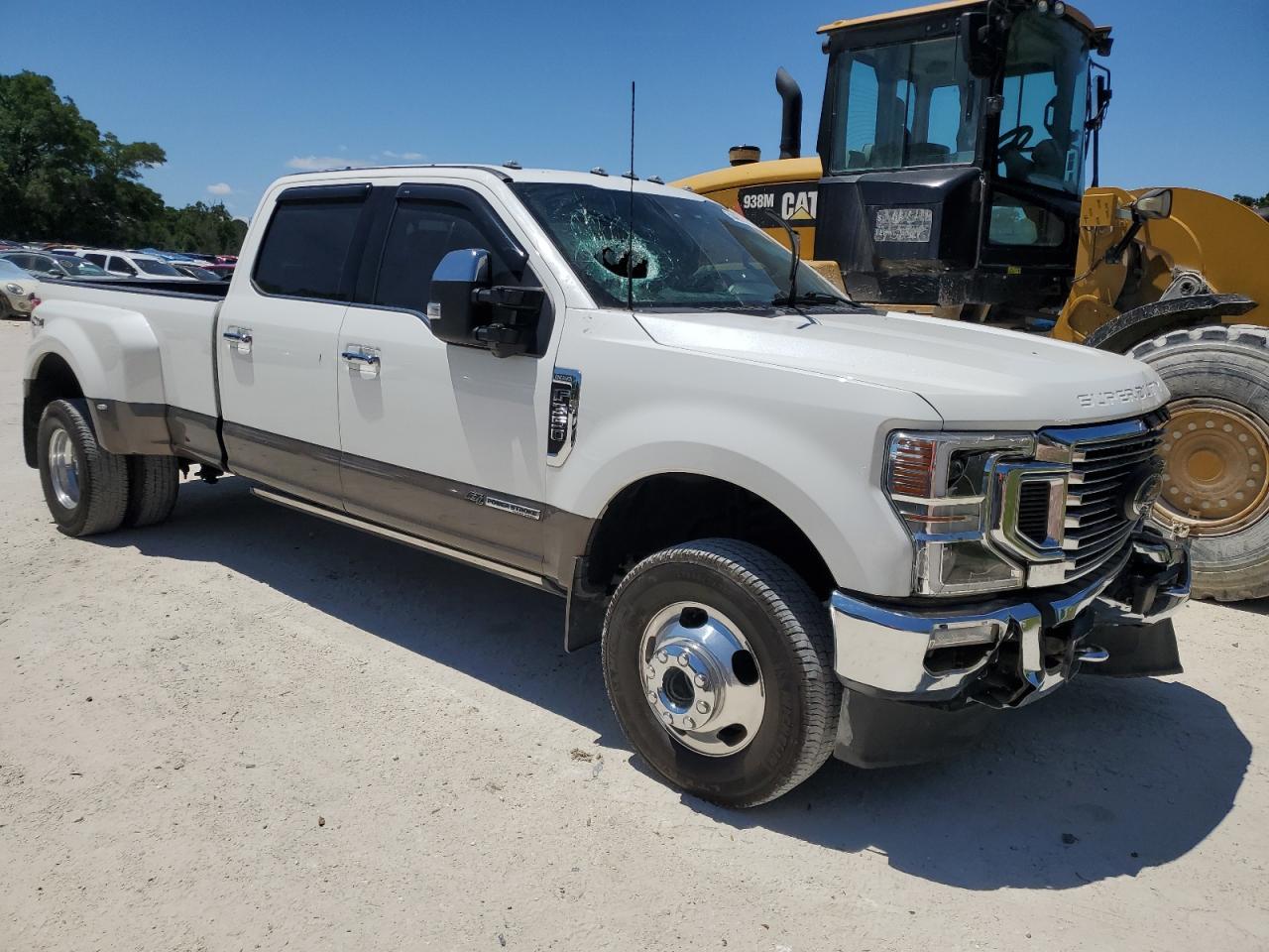 2022 Ford F350 Super Duty - Фото 4