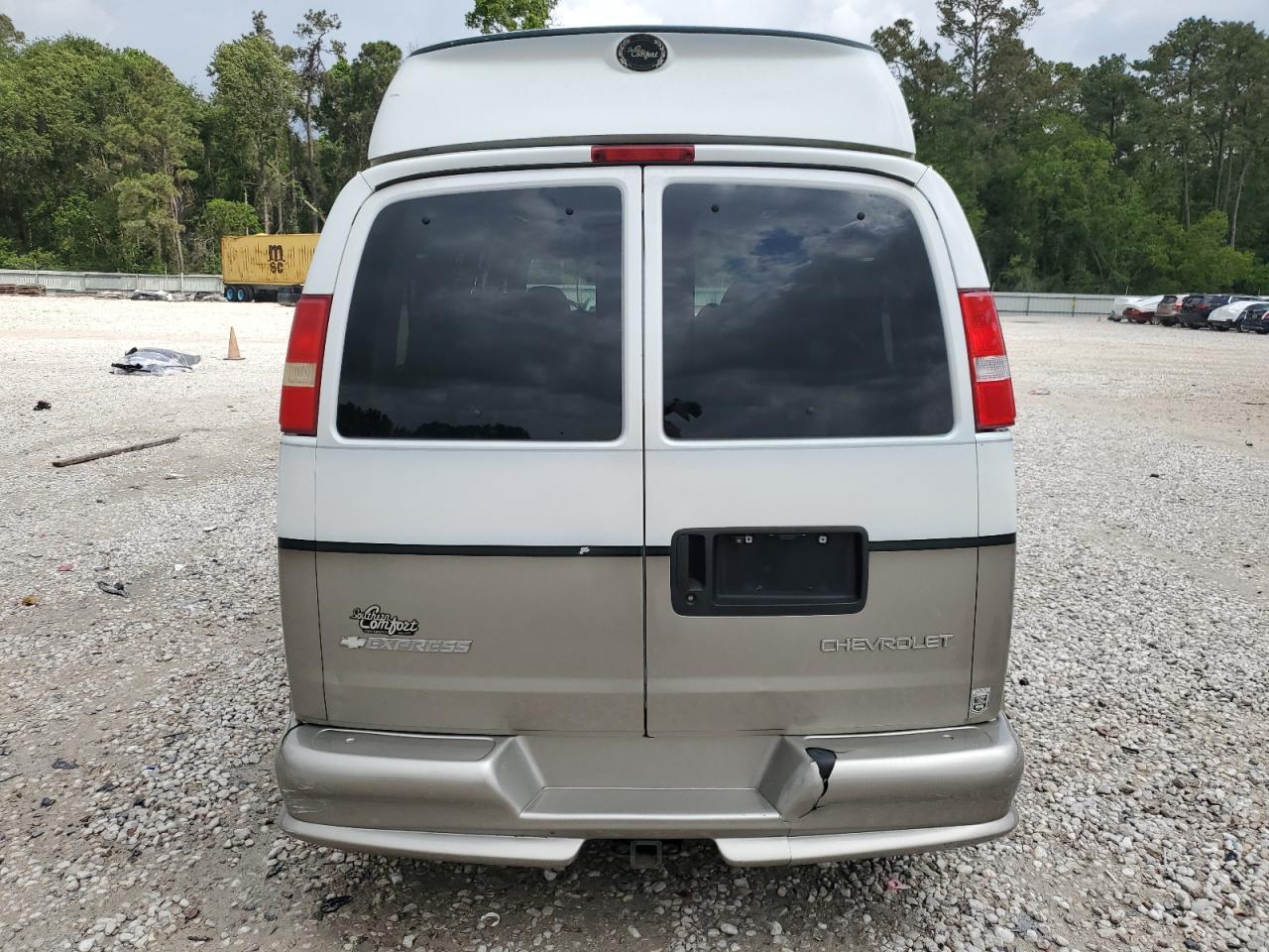 2005 Chevrolet Express G1500 - Фото 6