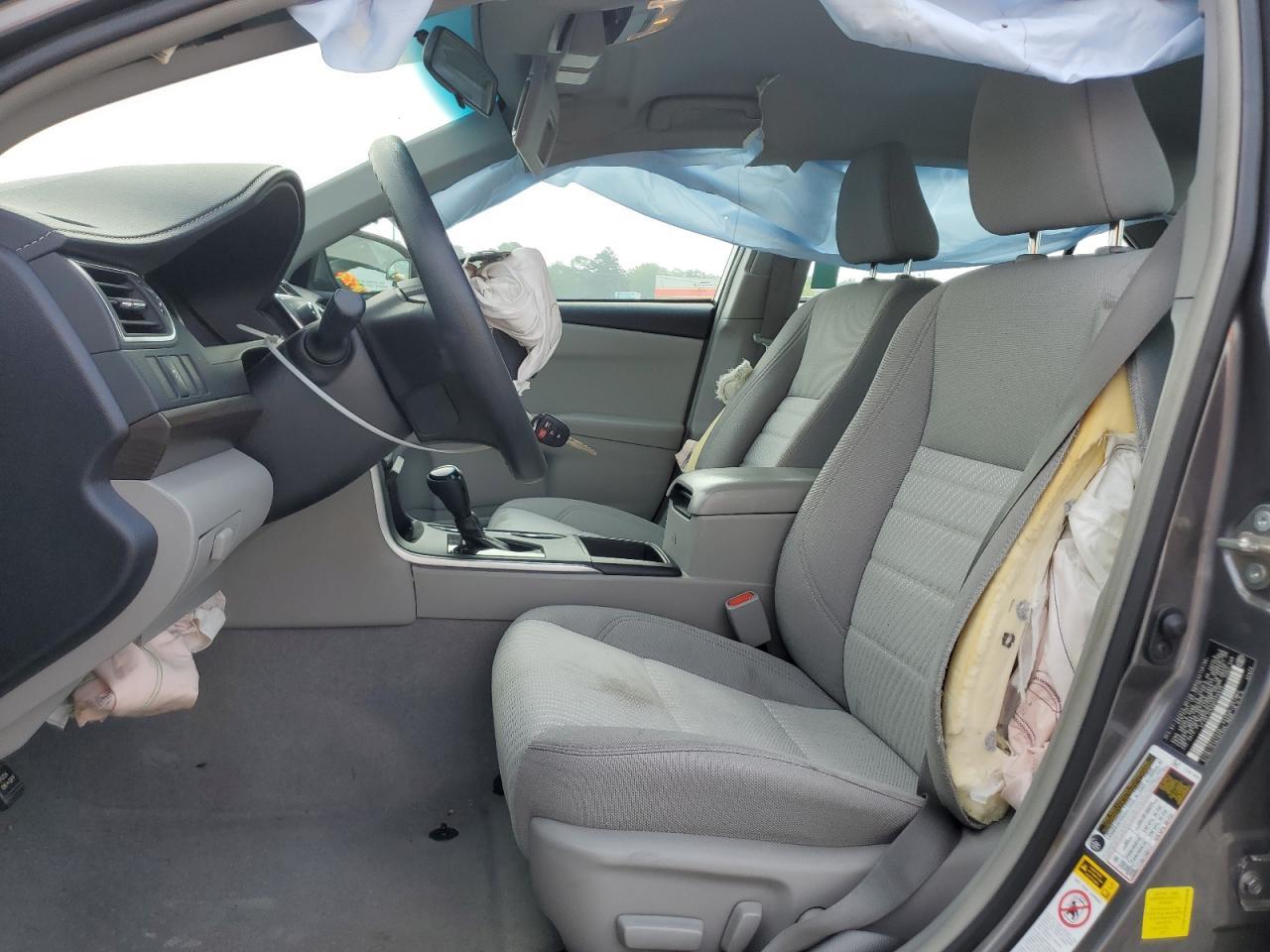 2016 Toyota Camry Le - Фото 7