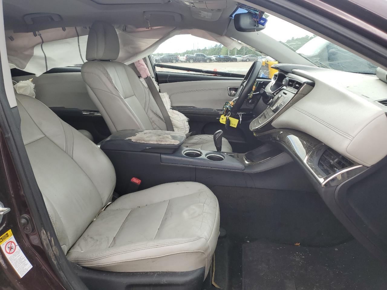 2013 Toyt Avalon - Image 7