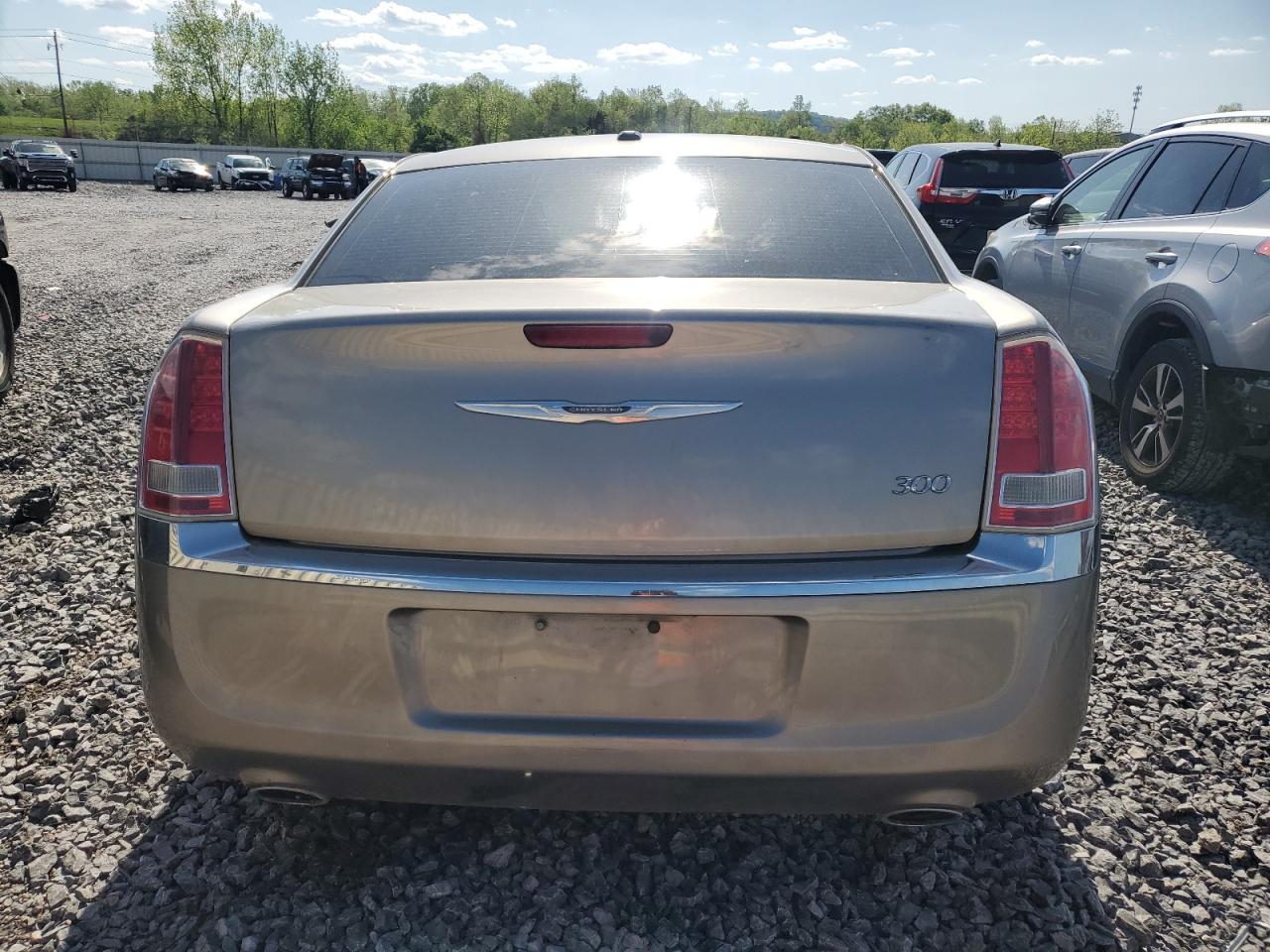 2014 Chrysler 300 - Фото 6