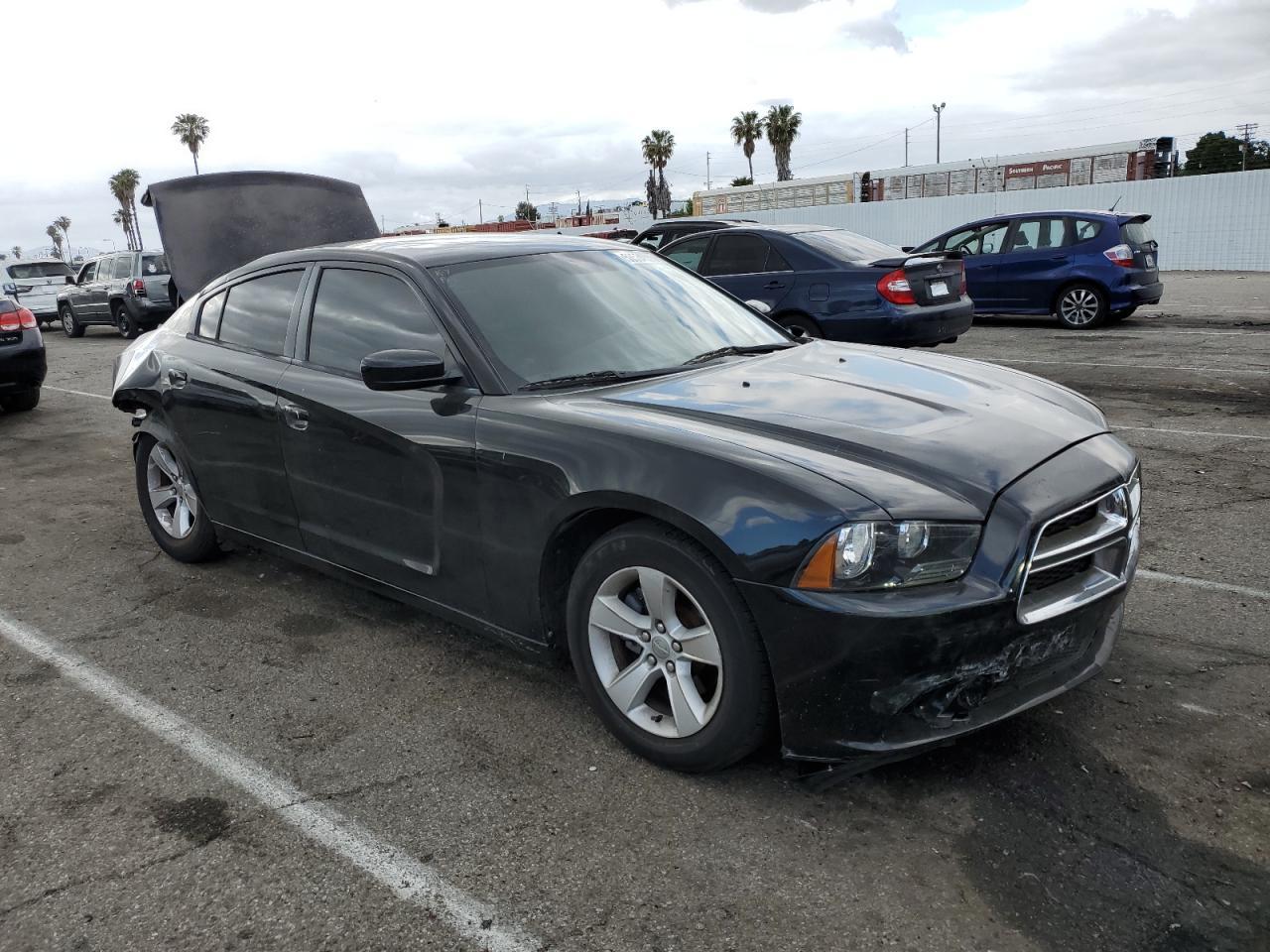 2014 Dodge Charger Se - Image 4