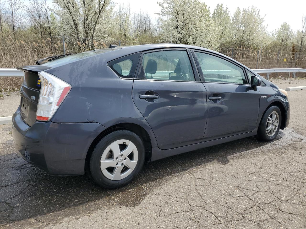 2010 Toyota Prius - Image 3