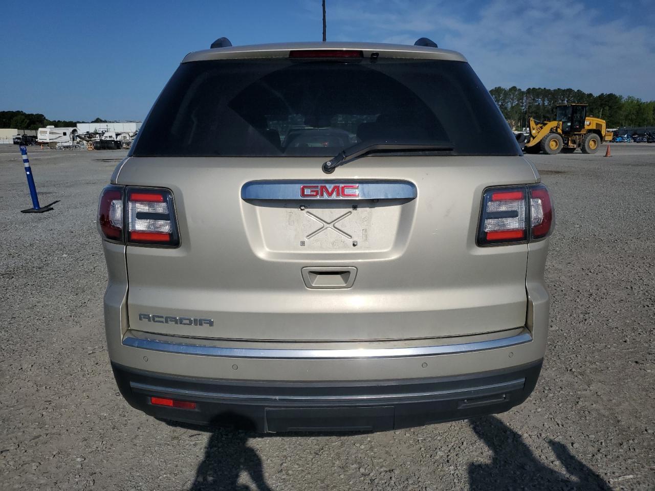 2015 GMC Acadia Sle - Image 6