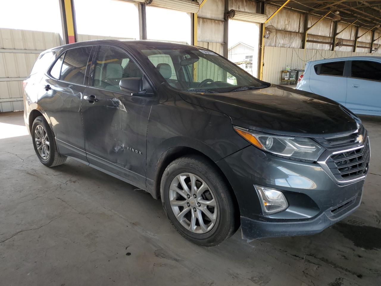 2019 Chevrolet Equinox Ls - Фото 4