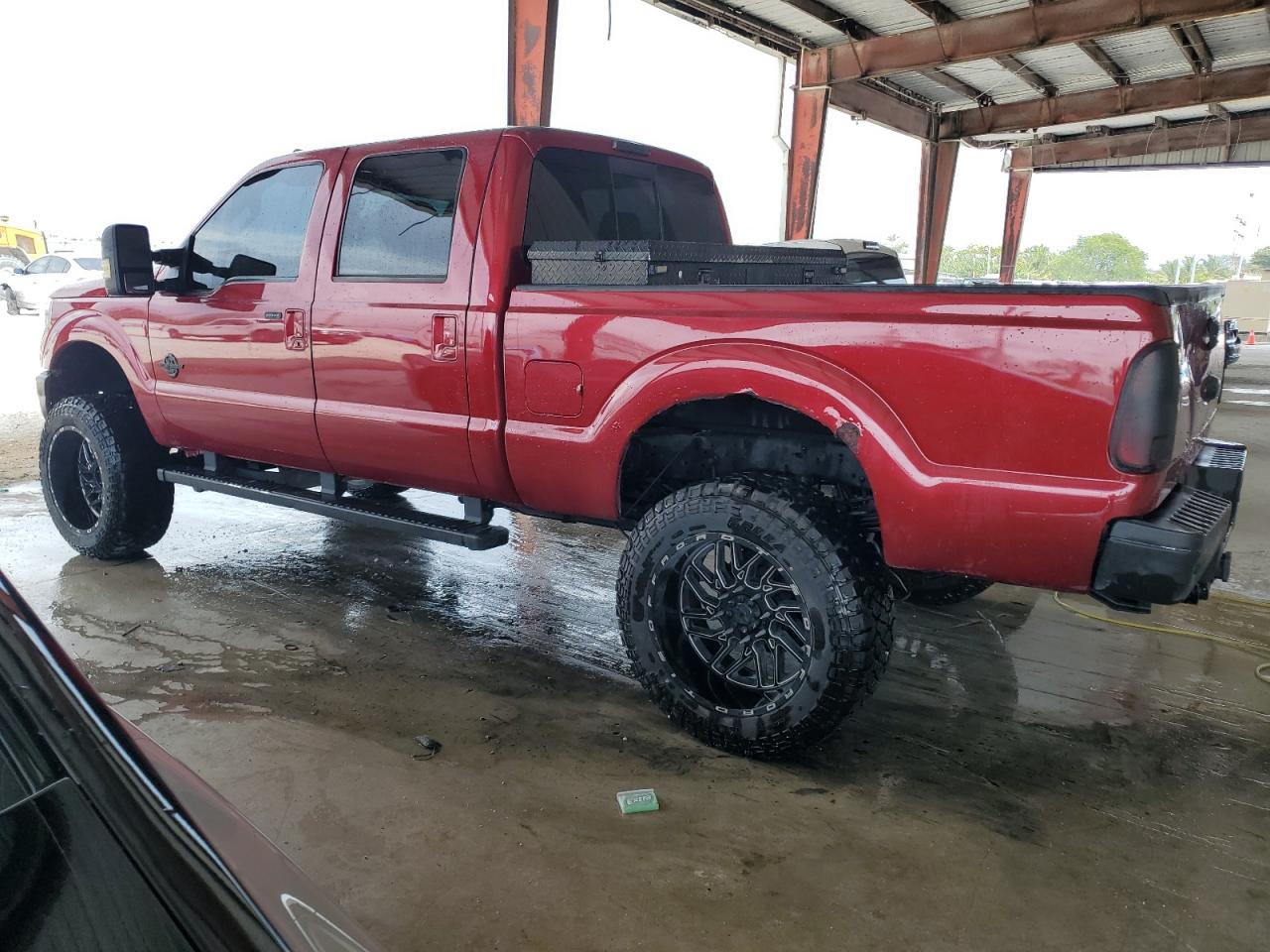 2015 Ford F250 Super Duty - Фото 2