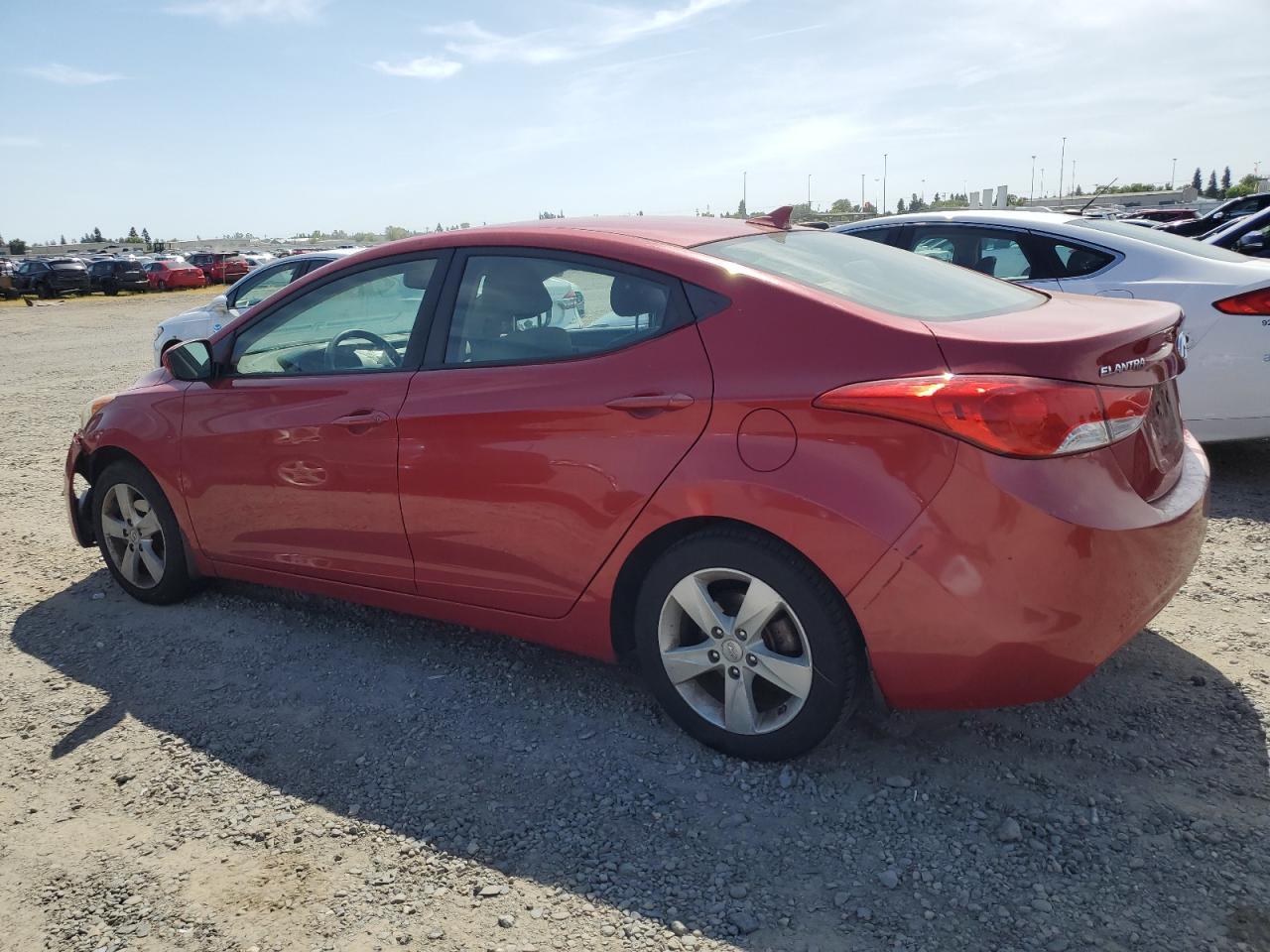 2013 Hyundai Elantra Gls - Фото 2