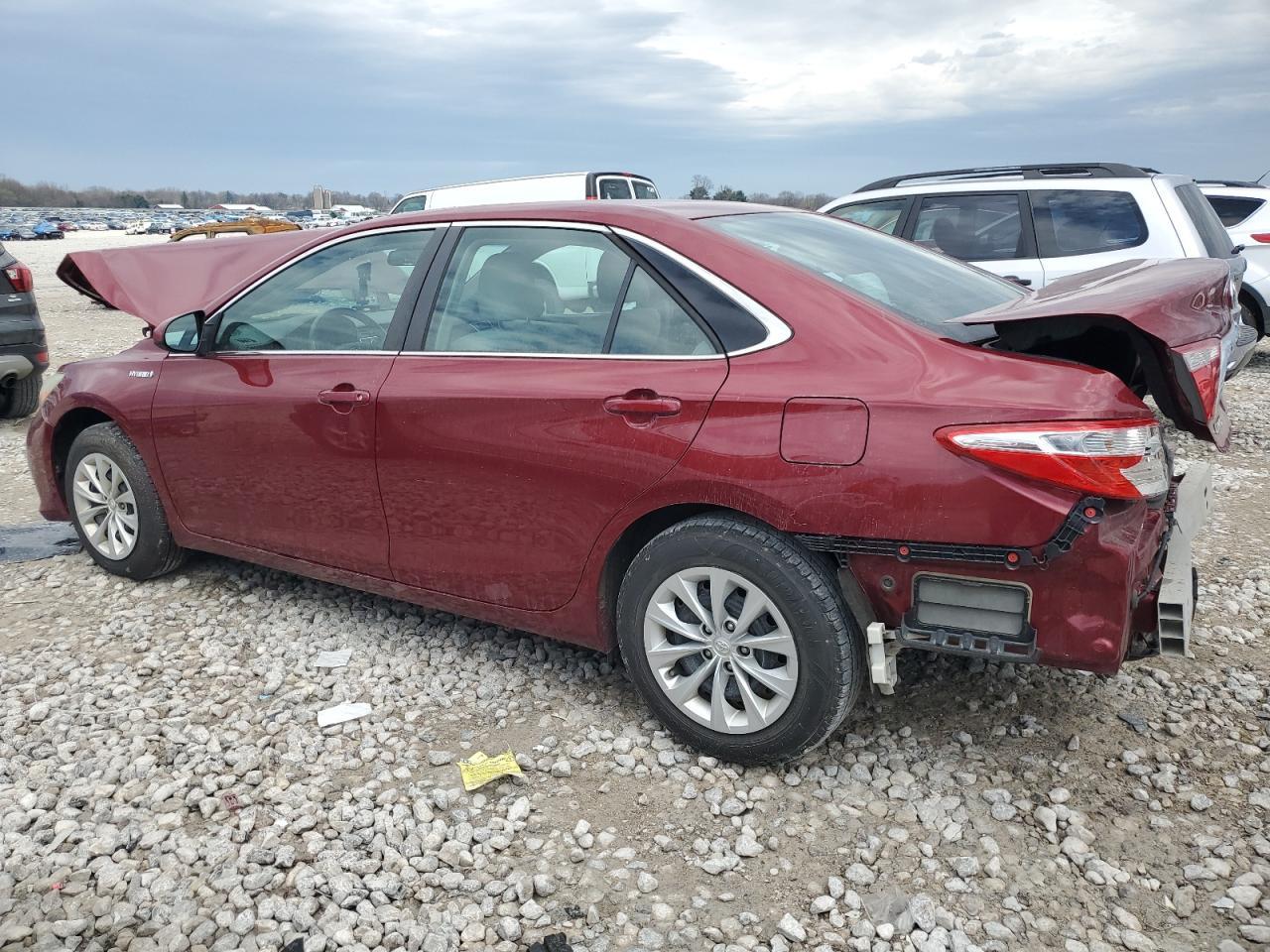 2016 Toyota Camry Hybrid - Image 2