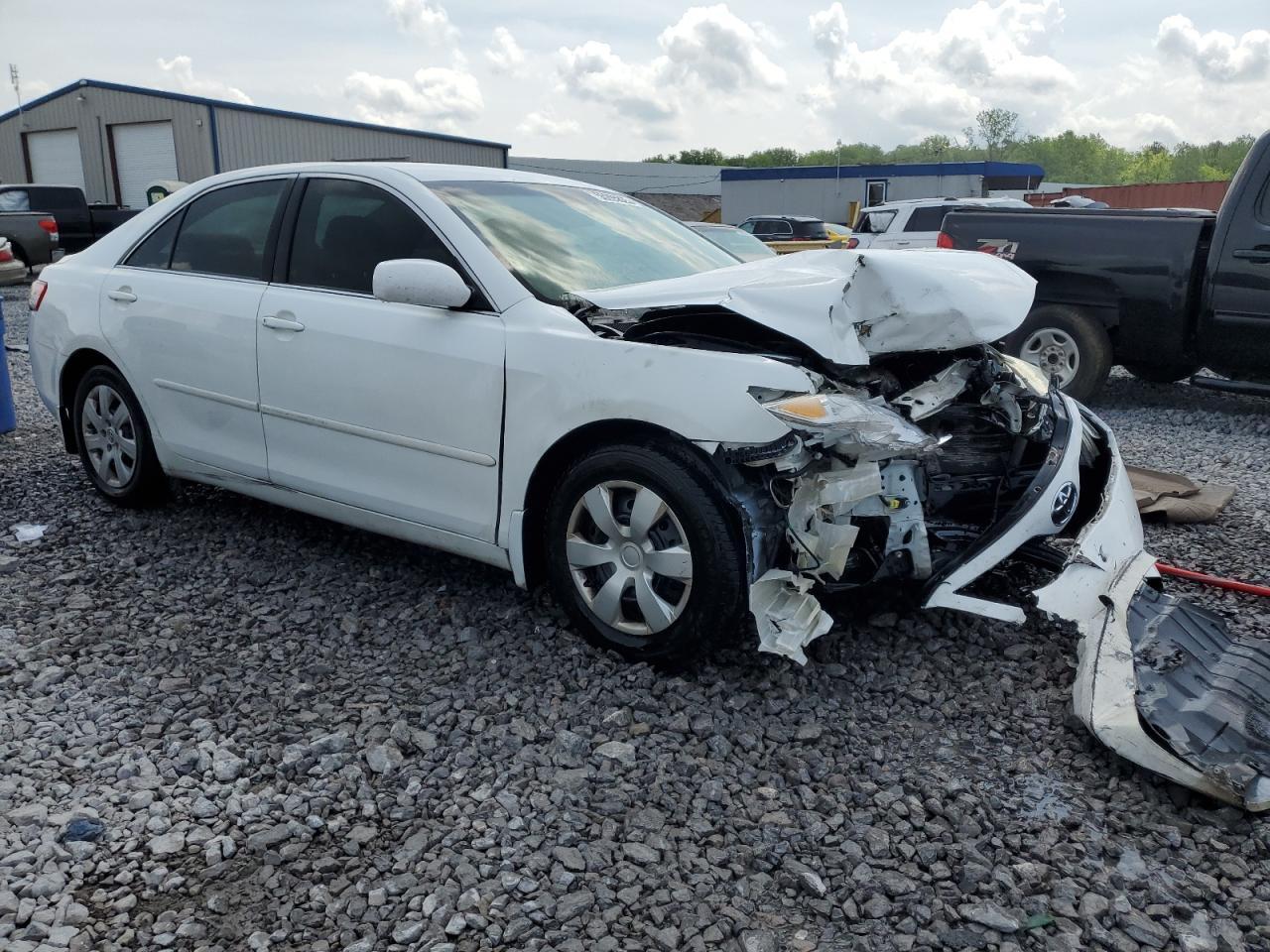 2010 Toyota Camry Base - Фото 4