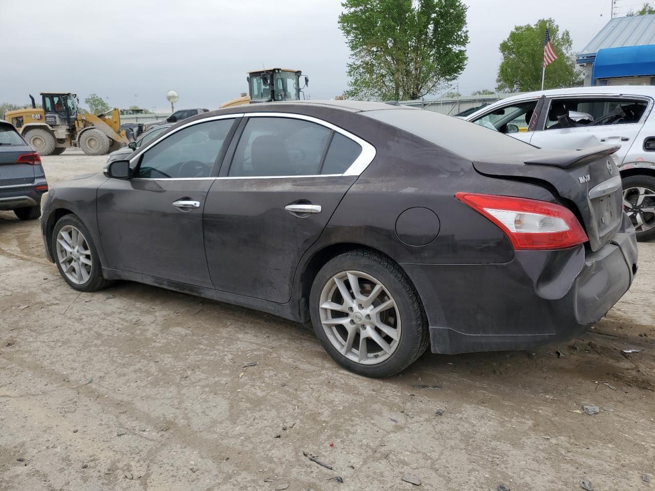 2011 Nissan Maxima S - Фото 2