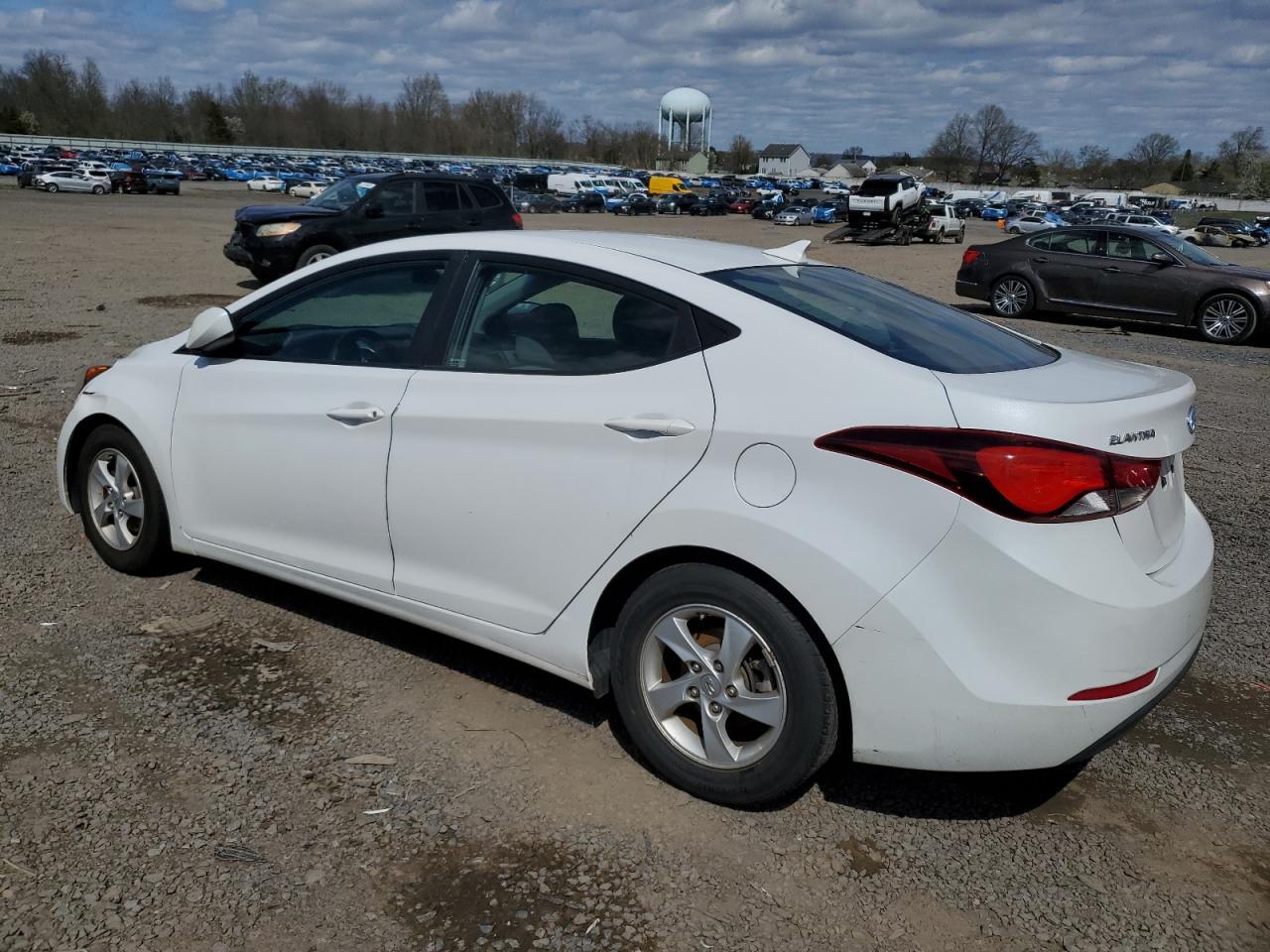 2015 Hyundai Elantra Se - Фото 2