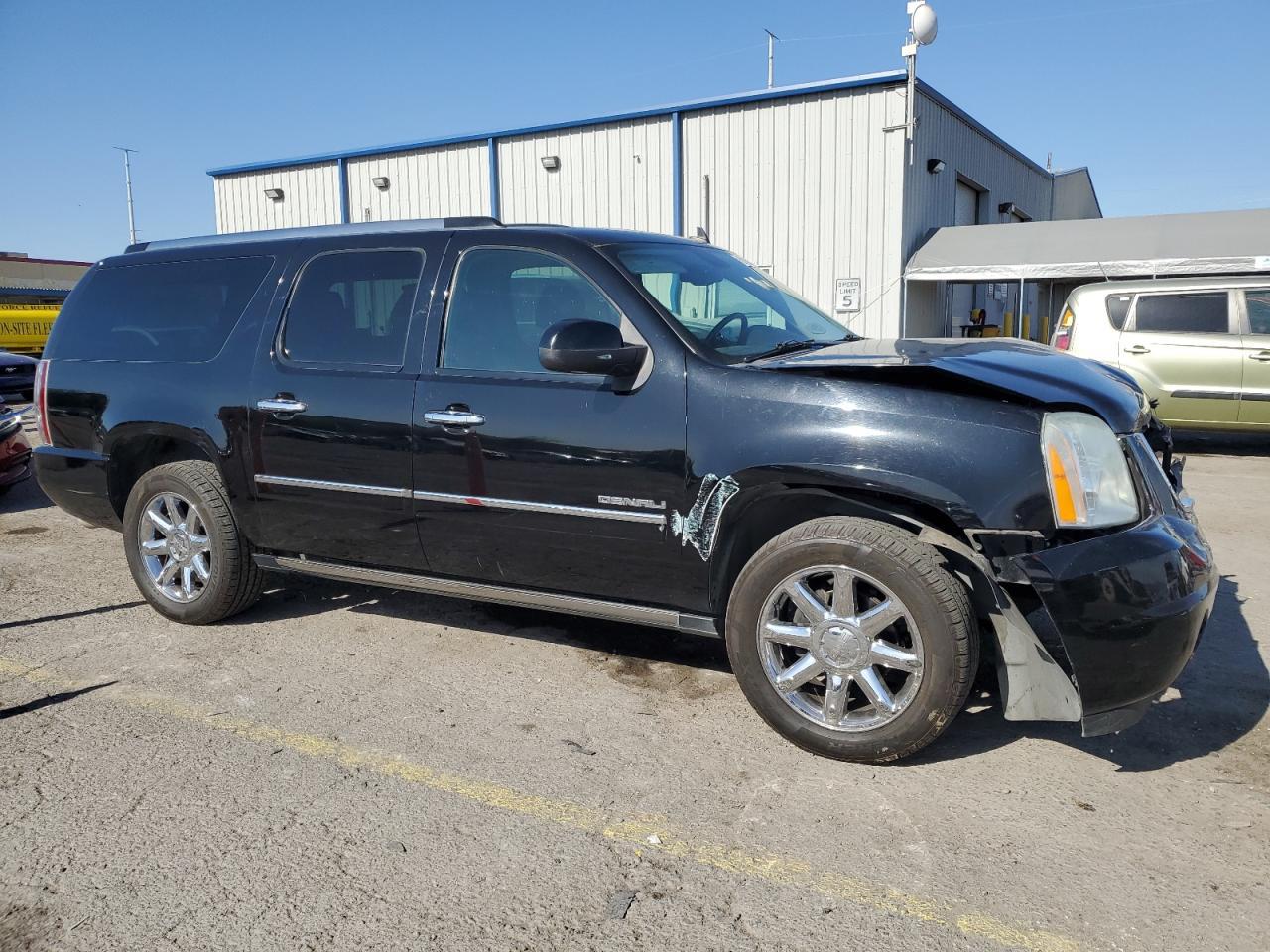 2010 GMC Yukon Xl Denali - Фото 4