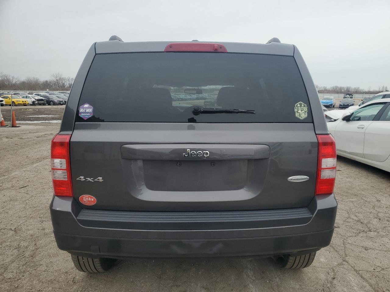2016 Jeep Patriot Latitude - Image 6