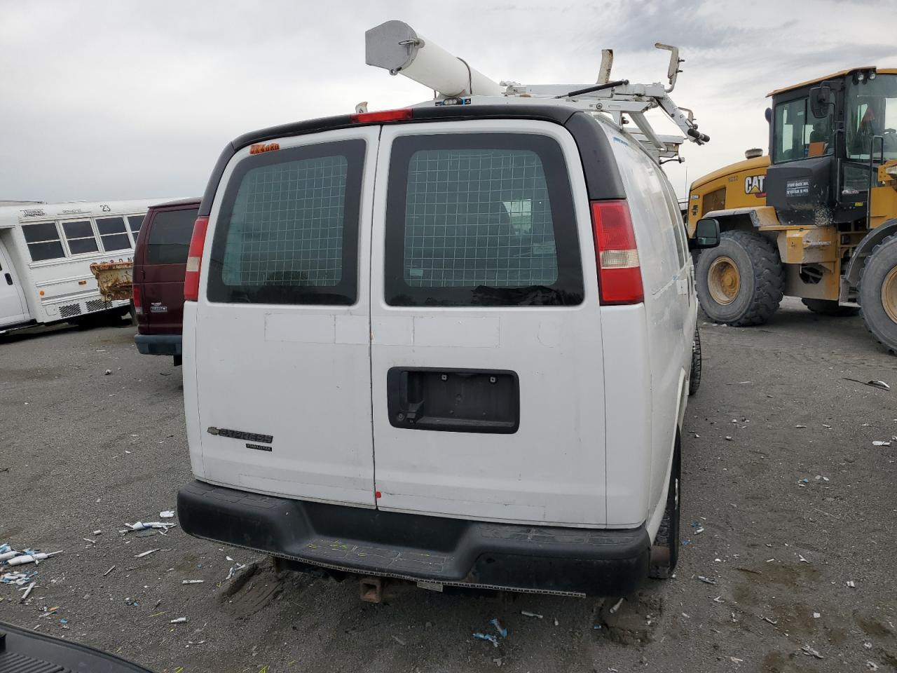 2013 Chevrolet Express G2500 - Фото 6