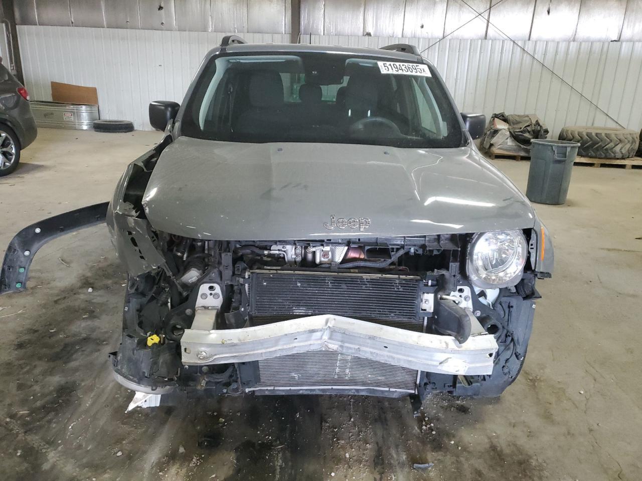 2022 Jeep Renegade Latitude - Фото 5