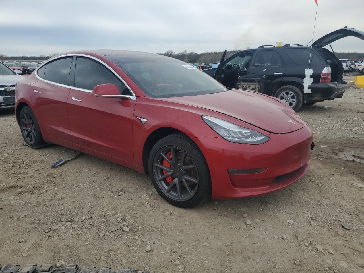 2018 Tesla Model 3 - Фото 4