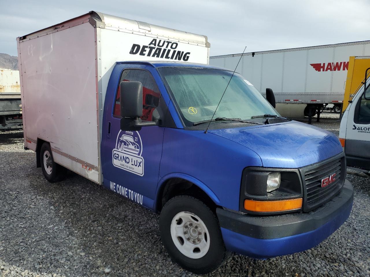 2003 GMC Savana Cutaway G3500 - Фото 4