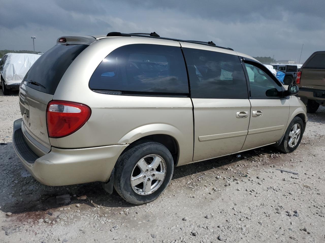 2005 Dodge Grand Caravan Sxt - Фото 3
