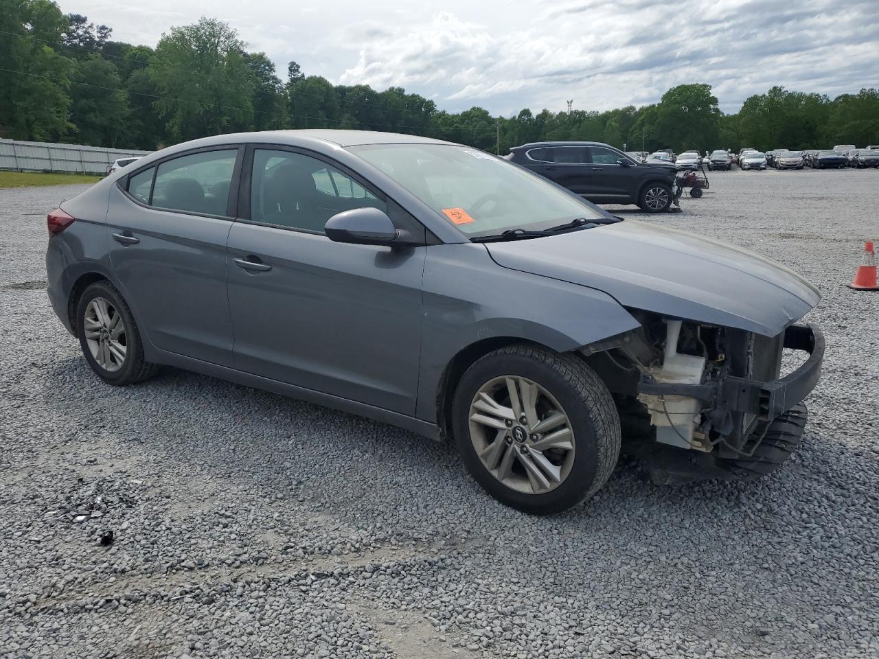 2019 Hyundai Elantra Sel - Фото 4