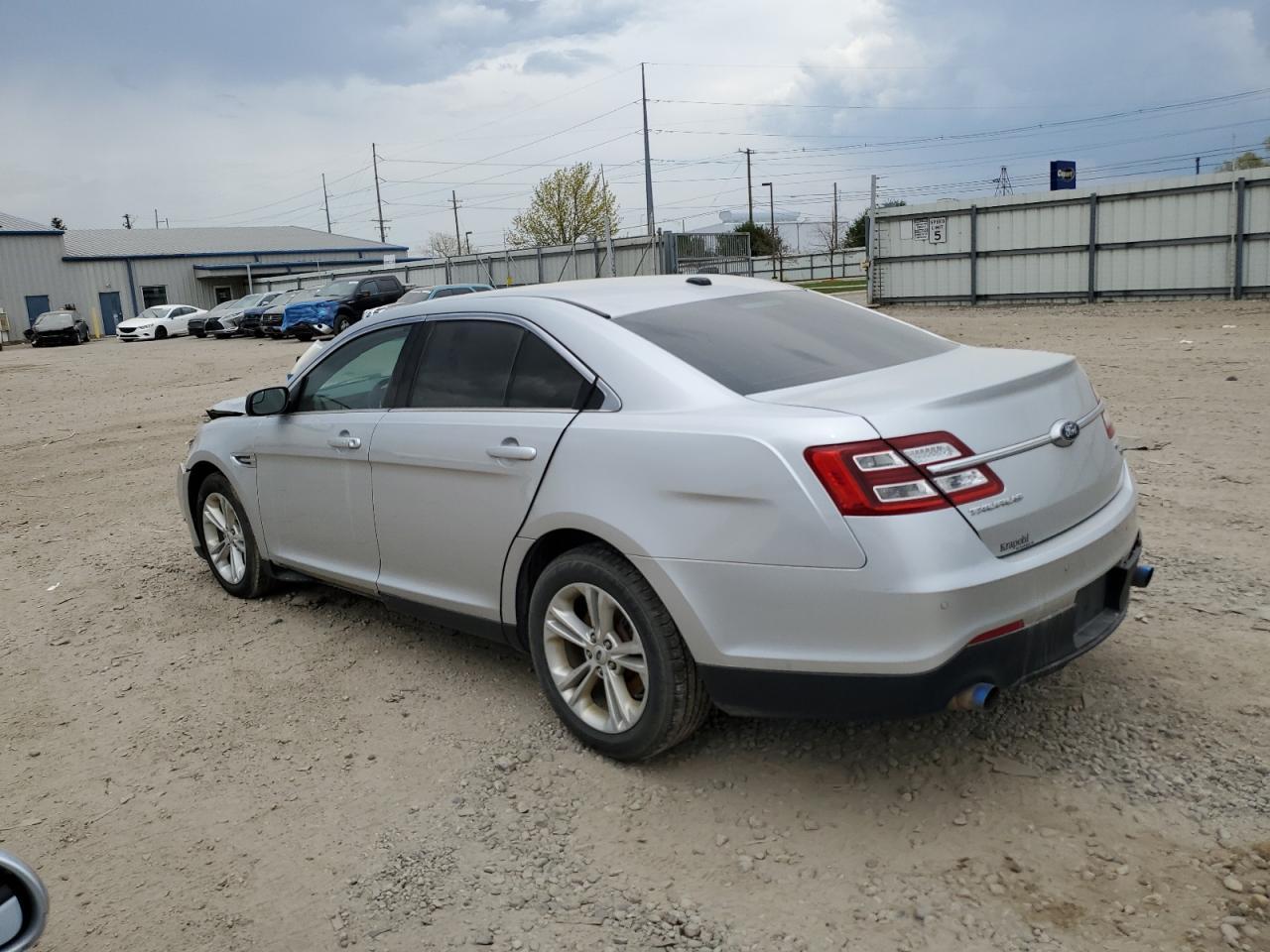 2019 Ford Taurus Sel - Image 2