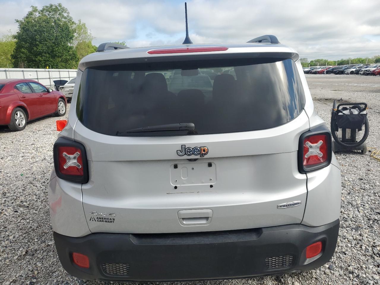 2018 Jeep Renegade Latitude - Фото 6