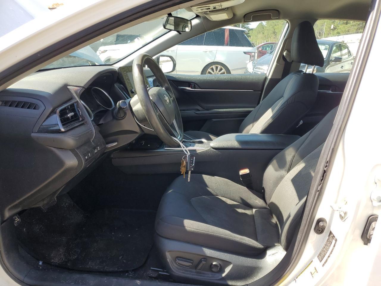 2021 Toyota Camry Le - Image 7