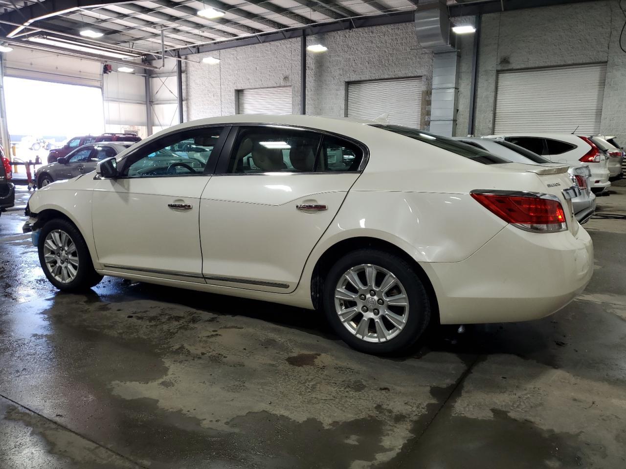 2012 Buick Lacrosse - Фото 2