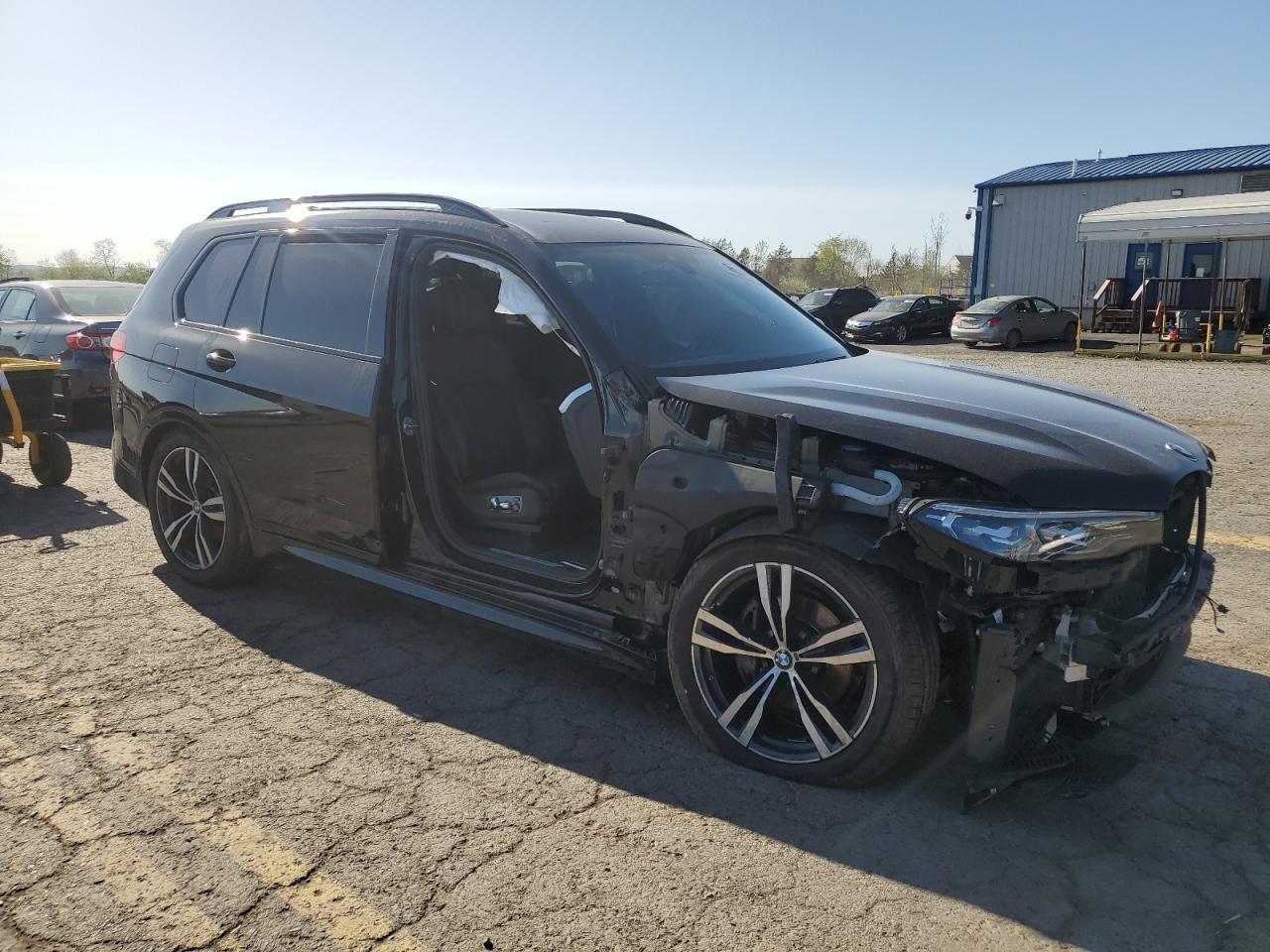 2022 BMW X7 xDrive40I - Фото 4