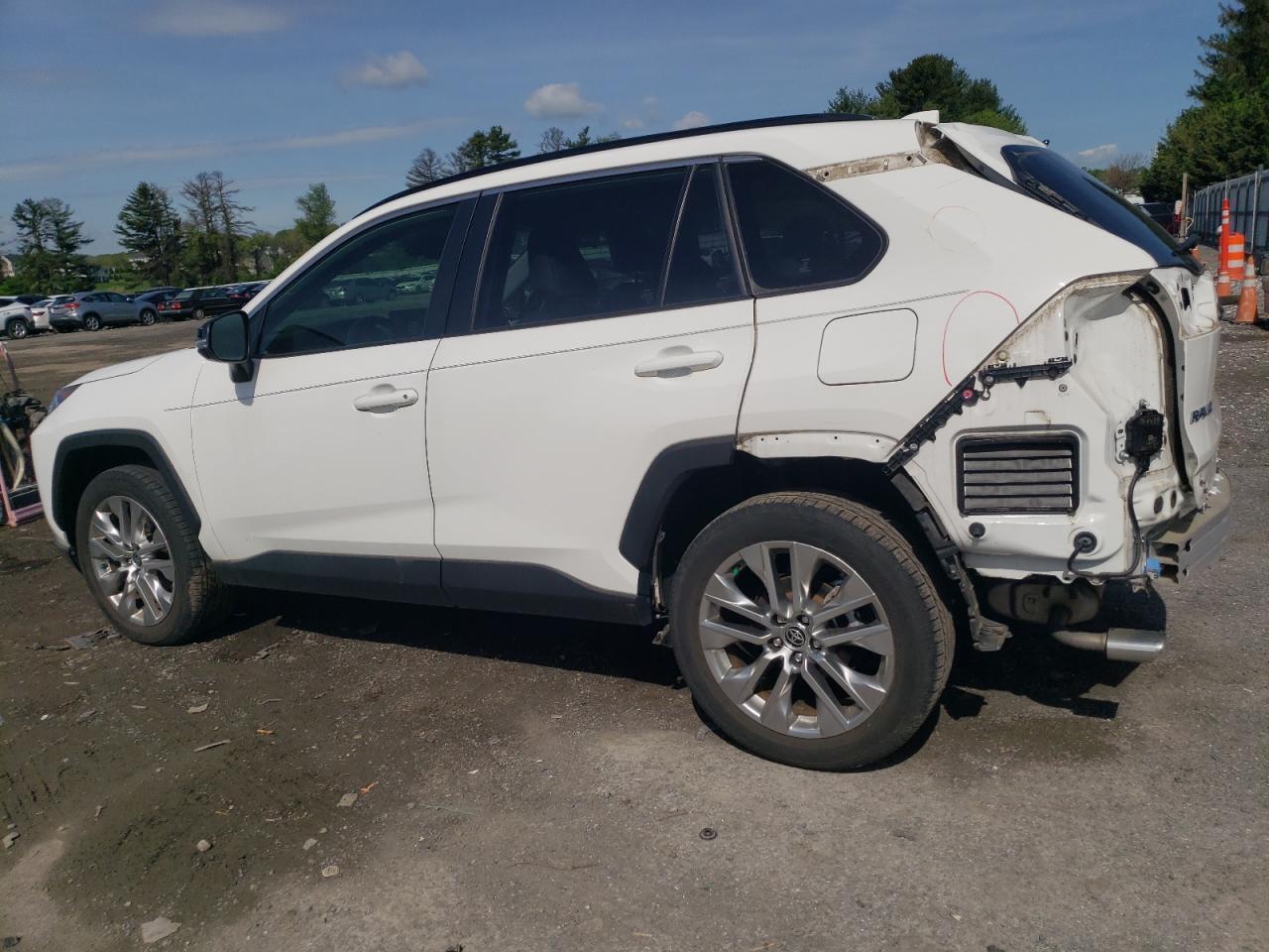 2020 Toyota Rav4 Xle Premium - Фото 2